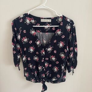 Abercrombie & Fitch Black Floral Tie-Front V-Neck Top